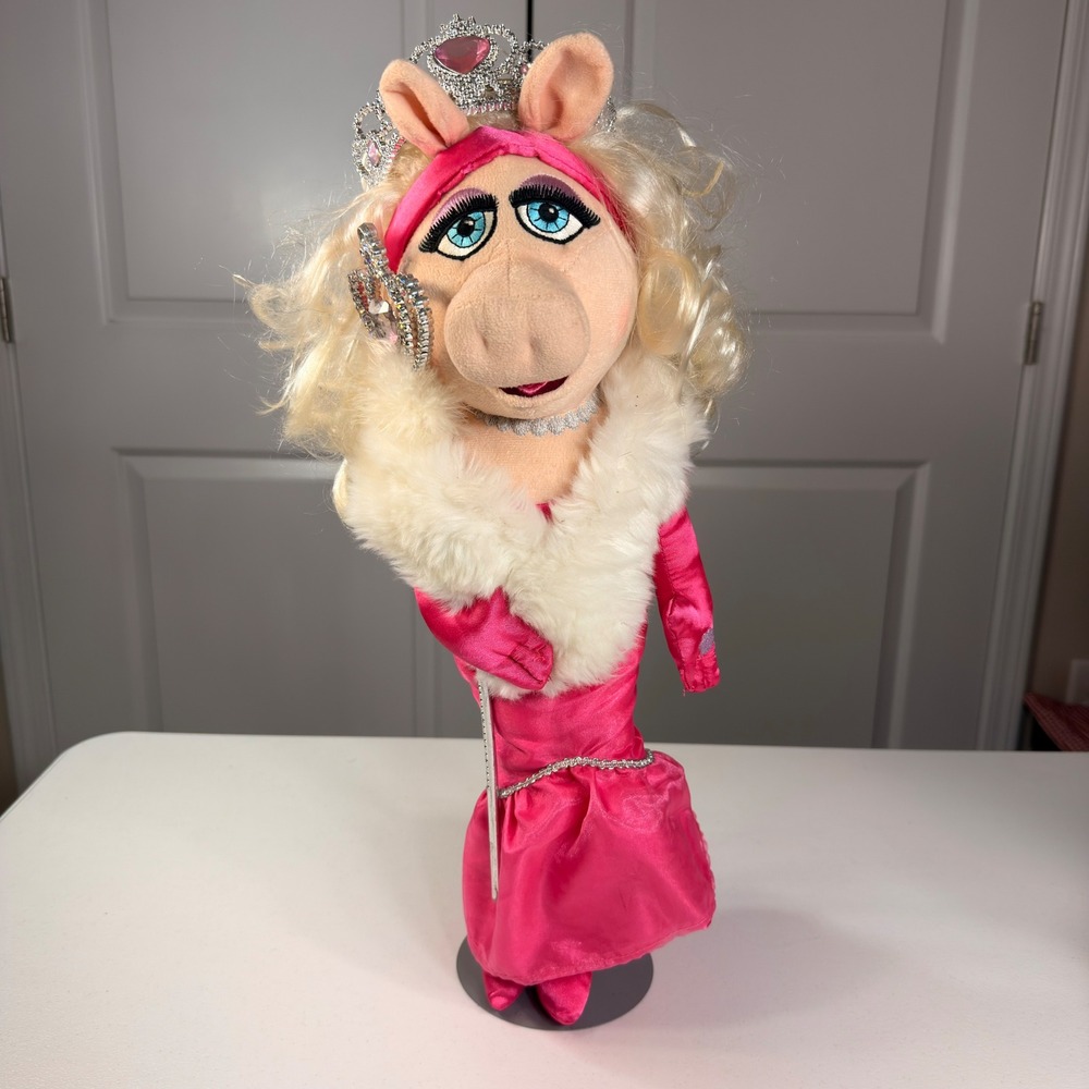 Disney Store Miss Piggy Plush Doll Muppets Pink Gown Tiara 19 Inch Vintage Style
